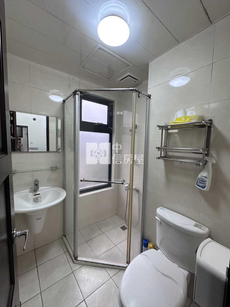 平鎮南勢挑高一樓花園三房車房屋室內格局與周邊環境