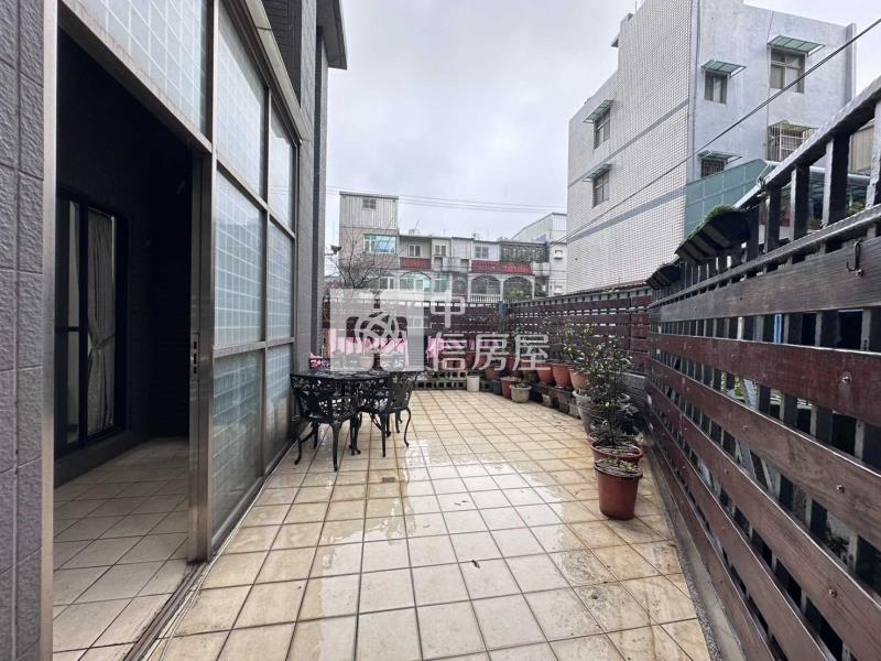 平鎮南勢挑高一樓花園三房車房屋室內格局與周邊環境