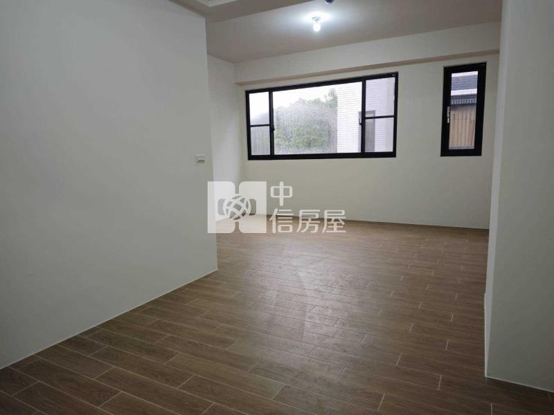 楊梅交流道全新未住併排雙車位別墅房屋室內格局與周邊環境