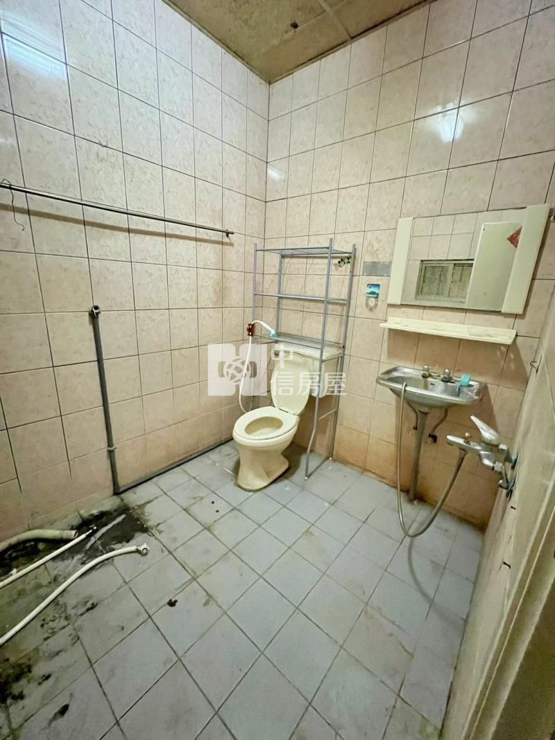 6大房低總價透天房屋室內格局與周邊環境