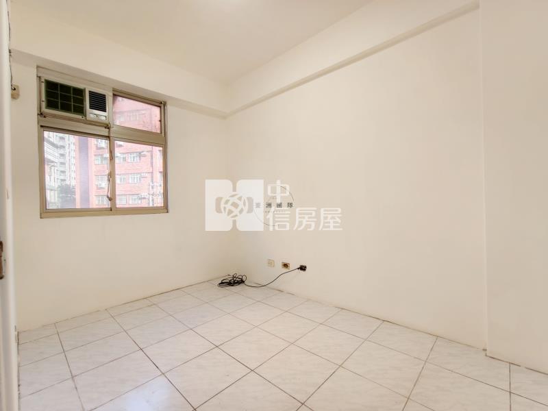 楊梅雙學區臨路美透天房屋室內格局與周邊環境