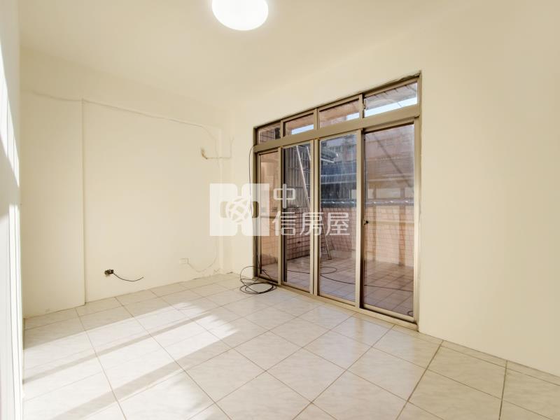 楊梅雙學區臨路美透天房屋室內格局與周邊環境