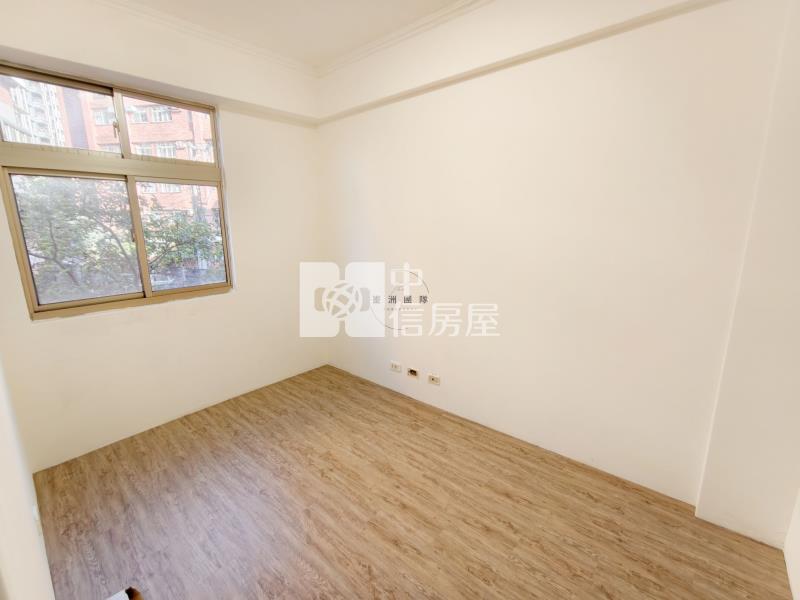 楊梅雙學區臨路美透天房屋室內格局與周邊環境