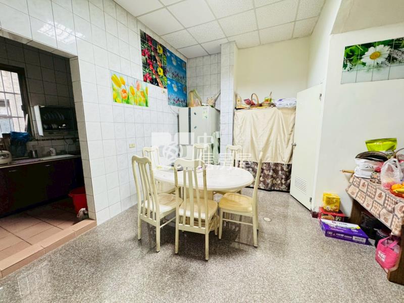 大面寬活路美透天房屋室內格局與周邊環境