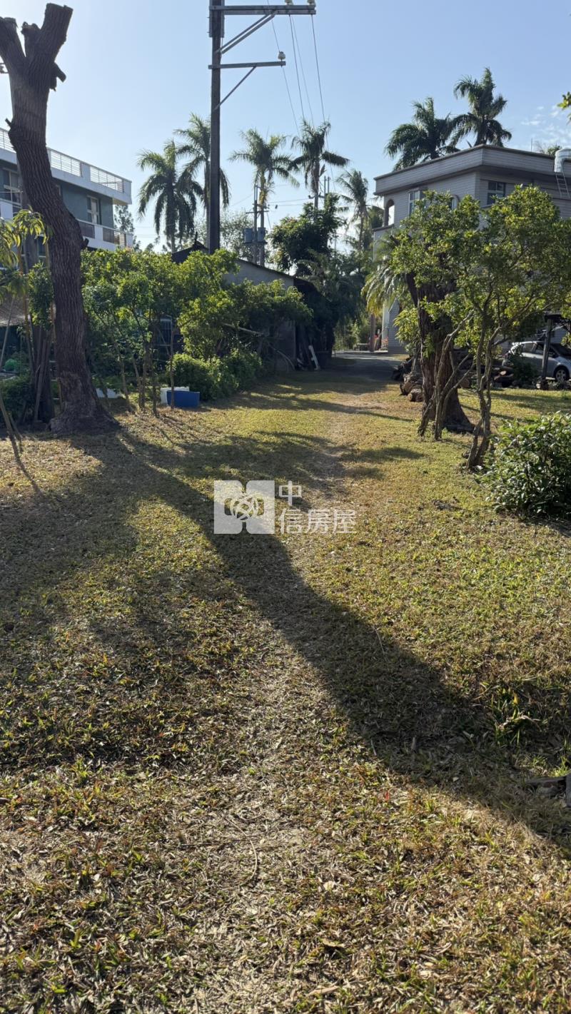 歸仁高鐵橋下105坪甲種建築用地房屋室內格局與周邊環境