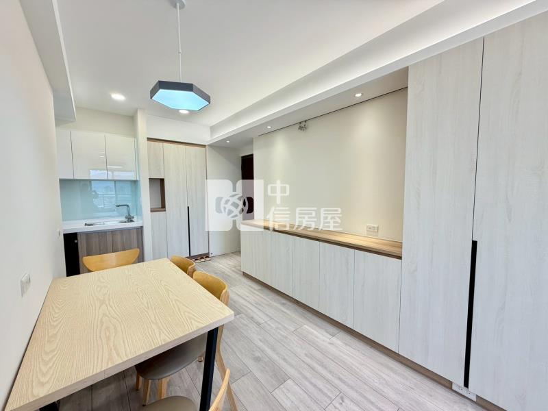 昌祐閱灣精裝視野兩房平車房屋室內格局與周邊環境