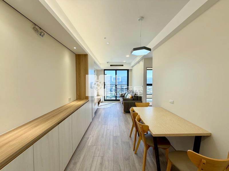 昌祐閱灣精裝視野兩房平車房屋室內格局與周邊環境