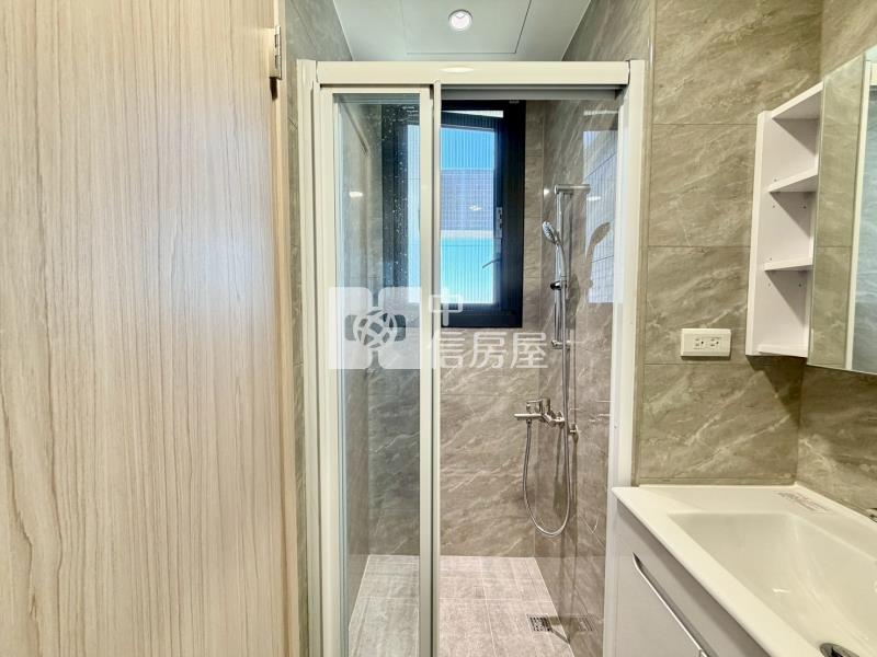 昌祐閱灣精裝視野兩房平車房屋室內格局與周邊環境