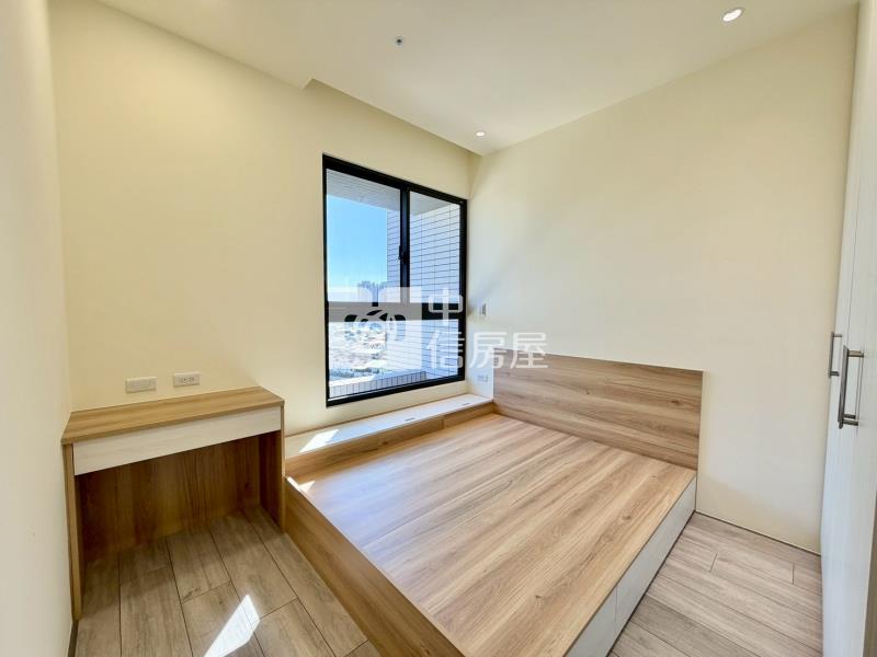 昌祐閱灣精裝視野兩房平車房屋室內格局與周邊環境