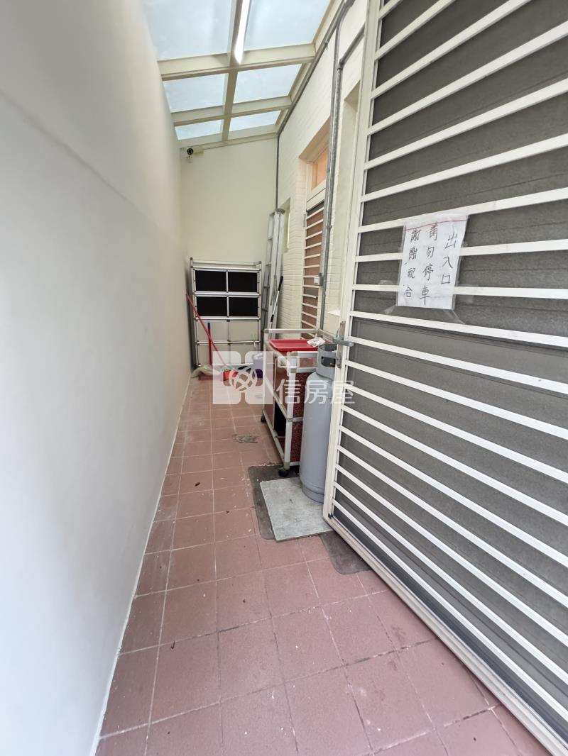 忠福三角窗透店房屋室內格局與周邊環境