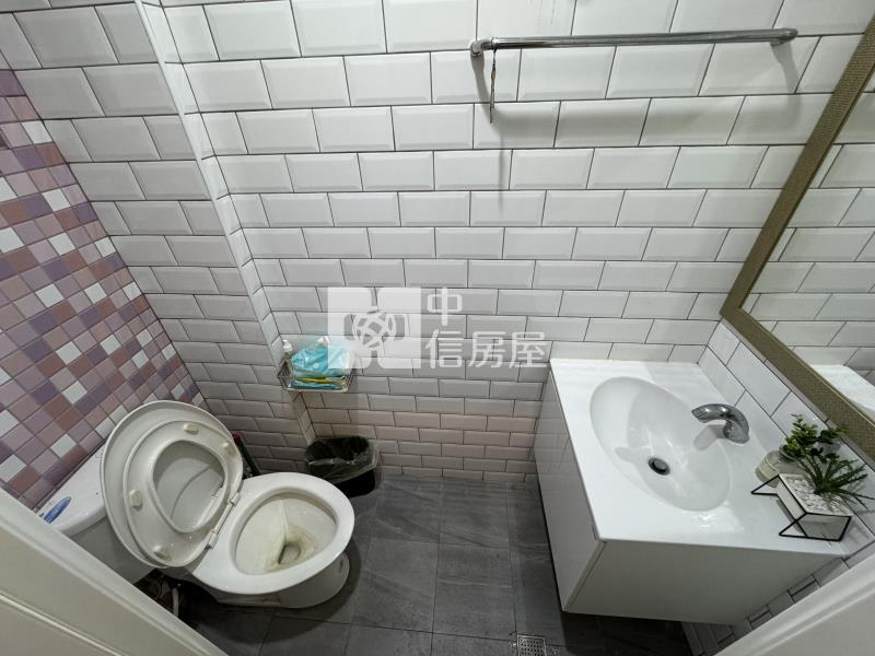 忠福三角窗透店房屋室內格局與周邊環境