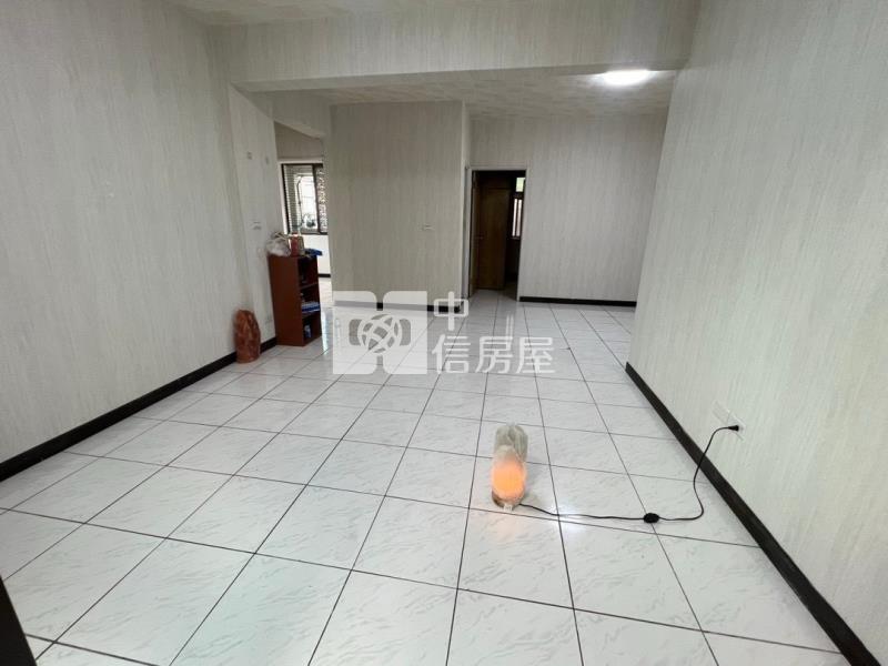 ●登輝亮麗三房房屋室內格局與周邊環境