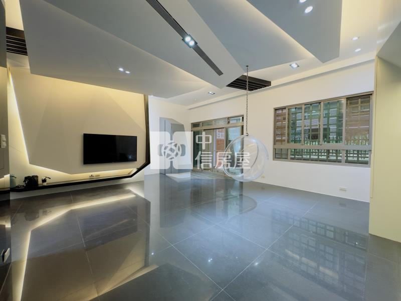 平鎮巴黎春天樓中樓四房三衛車房屋室內格局與周邊環境