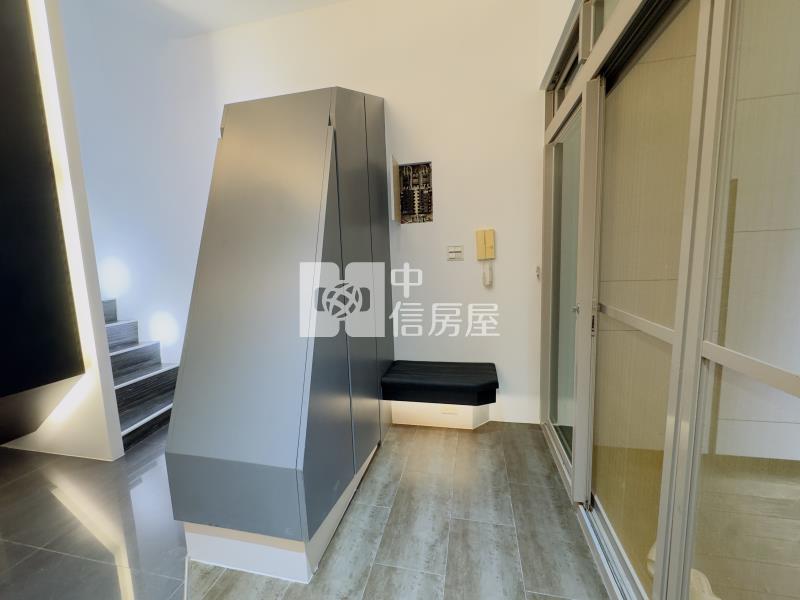 平鎮巴黎春天樓中樓四房三衛車房屋室內格局與周邊環境