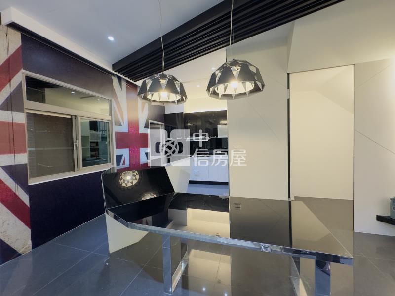 平鎮巴黎春天樓中樓四房三衛車房屋室內格局與周邊環境