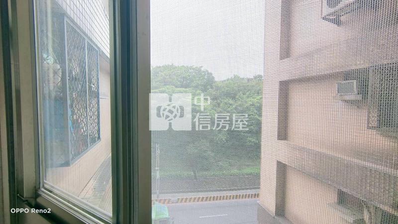 ●天驕美套房+車位房屋室內格局與周邊環境