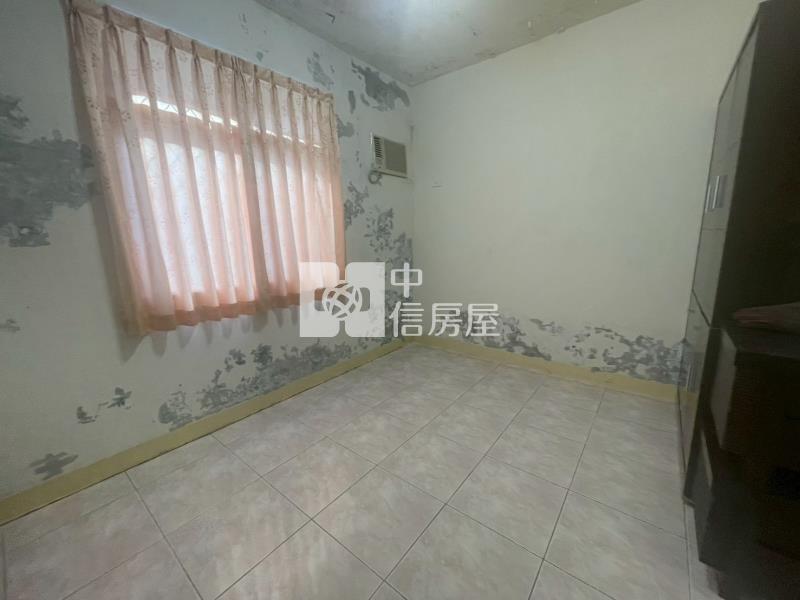 ●八德路小山高球旁透天房屋室內格局與周邊環境