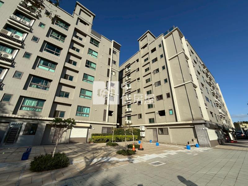 583長庚特區雙車位店面房屋室內格局與周邊環境