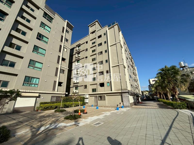 583長庚特區雙車位店面房屋室內格局與周邊環境