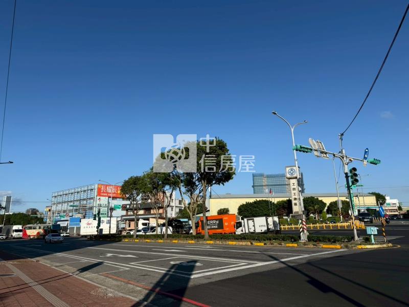 583長庚特區雙車位店面房屋室內格局與周邊環境