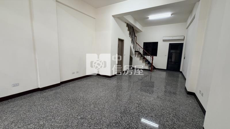 麟洛20米路全新黃金店面房屋室內格局與周邊環境