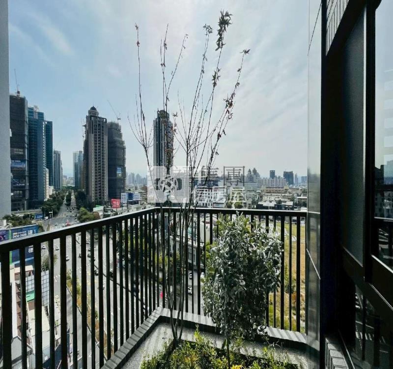 鉅陞國際V市政大三房平車房屋室內格局與周邊環境