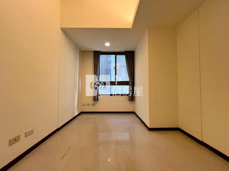 榮興商圈｜順天新科高樓層兩房機上車位房屋室內格局與周邊環境