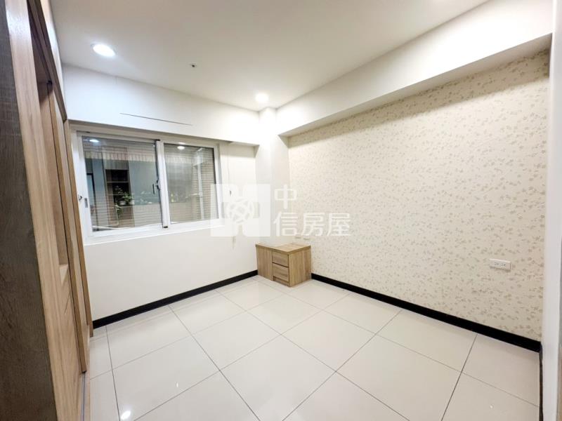 【新世紀】法國之星景觀三房平車房屋室內格局與周邊環境