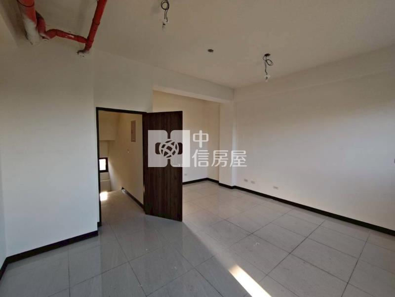 新坡觀音高中大地坪景觀大透天A房屋室內格局與周邊環境