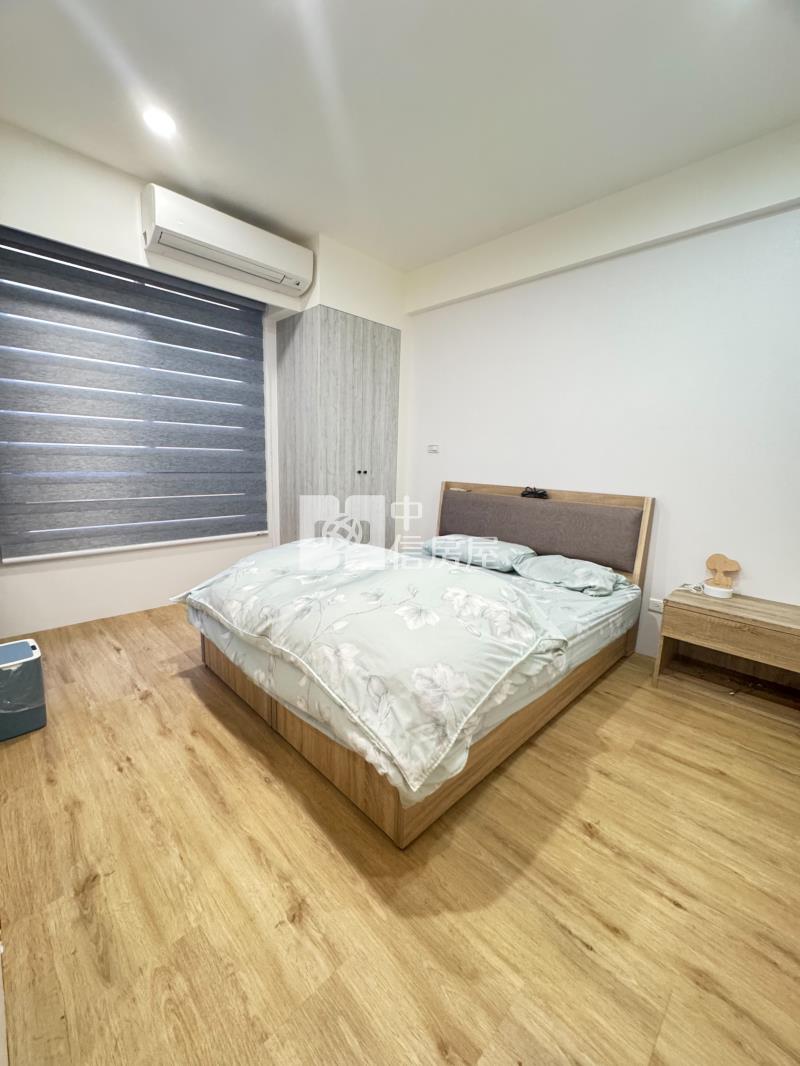 輕屋齡美裝潢雙車位別墅房屋室內格局與周邊環境