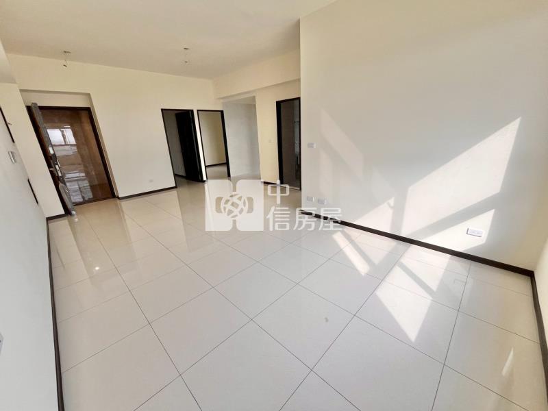 龍潭中豐路旁全新景觀三房車房屋室內格局與周邊環境