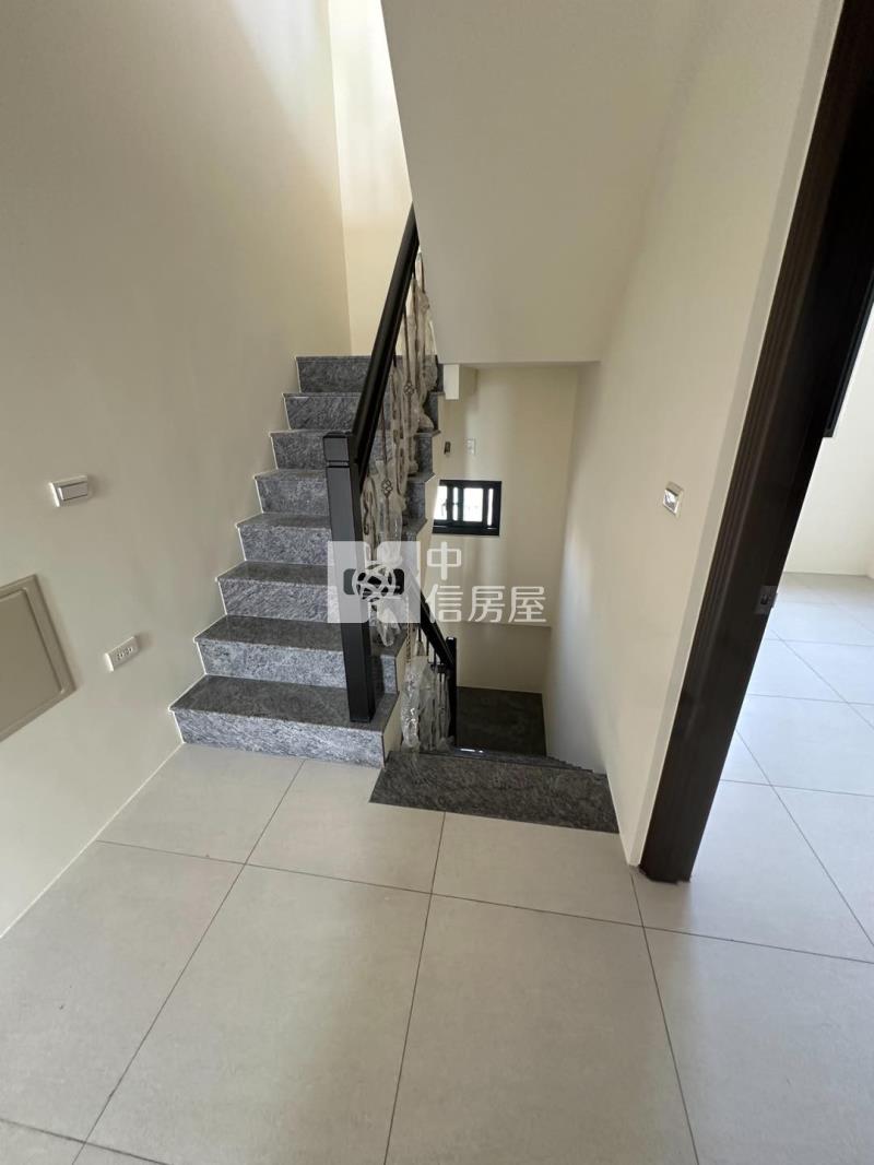 田尾中正路全新透天A房屋室內格局與周邊環境