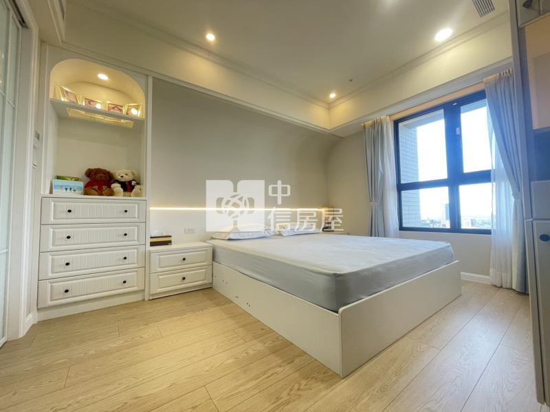 青埔A18新大南青山高樓美景3+1房雙車位房屋室內格局與周邊環境