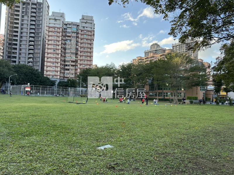 景觀屋-百川雲頂~雙公園房屋室內格局與周邊環境