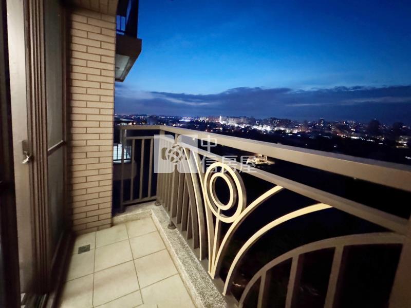 近中壢後站.未來體育園區.龍岡國小景觀兩房車房屋室內格局與周邊環境