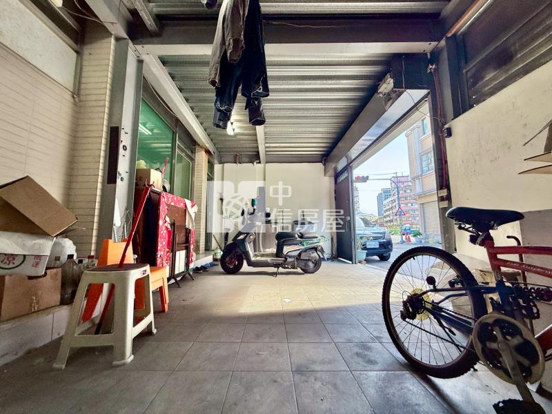 樹孝商圈前後臨路8米面寬店住房屋室內格局與周邊環境