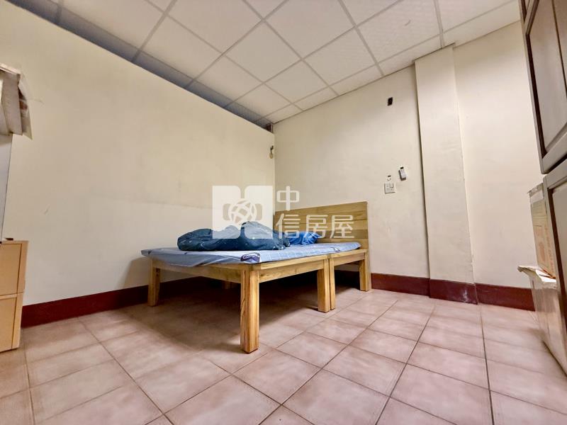 樹孝商圈前後臨路8米面寬店住房屋室內格局與周邊環境