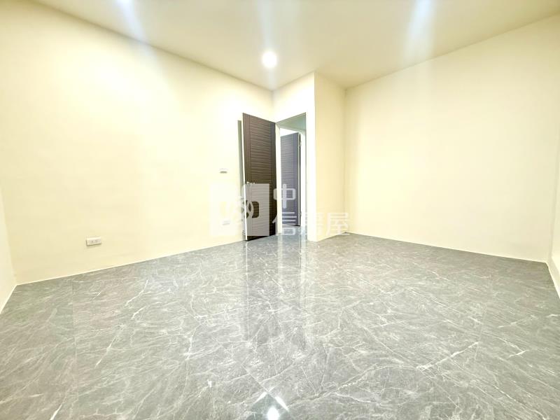 藝文中心日式復古文青宅房屋室內格局與周邊環境