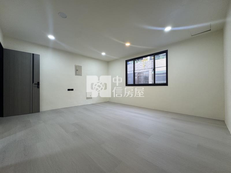 平鎮東安雙學區整新美透天房屋室內格局與周邊環境