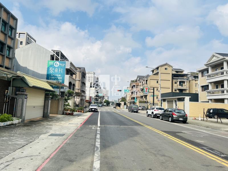 重劃區方正建地房屋室內格局與周邊環境