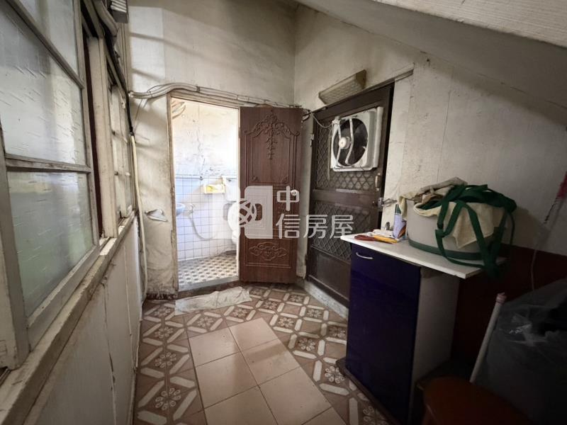 彰化交流道臨路透天房屋室內格局與周邊環境