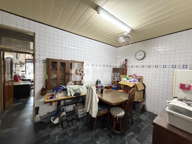 彰化交流道臨路透天房屋室內格局與周邊環境