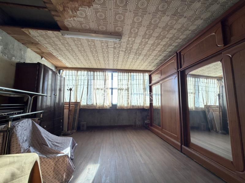 彰化交流道臨路透天房屋室內格局與周邊環境