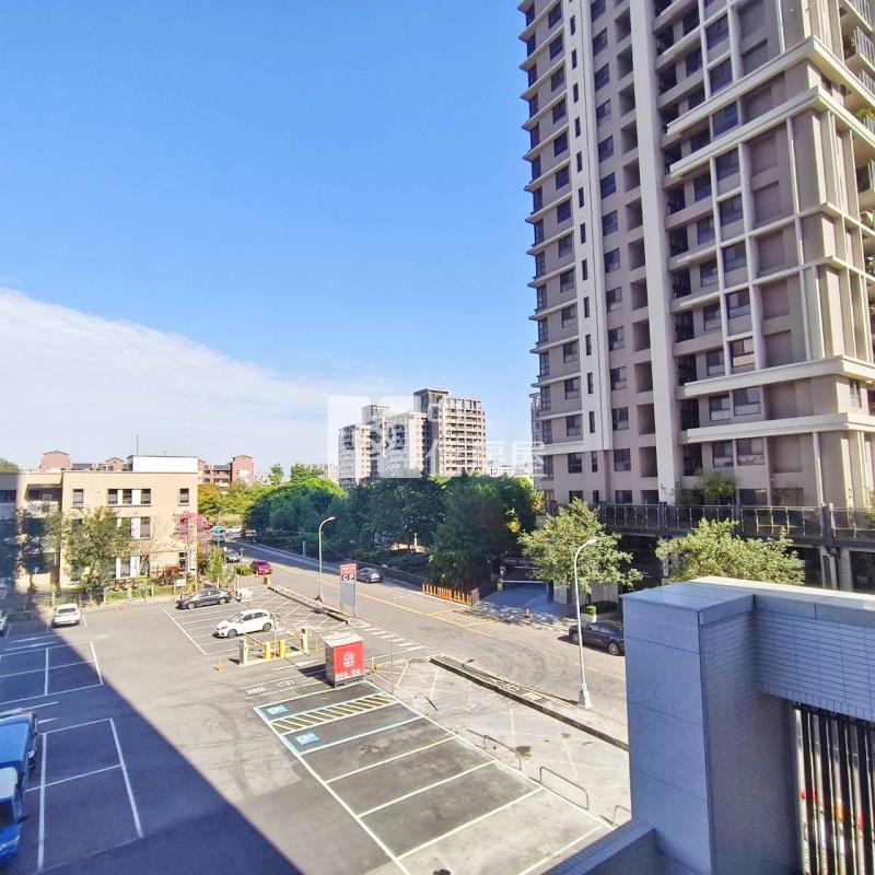 台中浩瀚湖濱城房屋室內格局與周邊環境