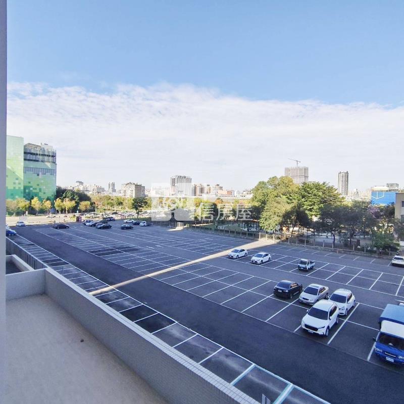 台中浩瀚湖濱城房屋室內格局與周邊環境