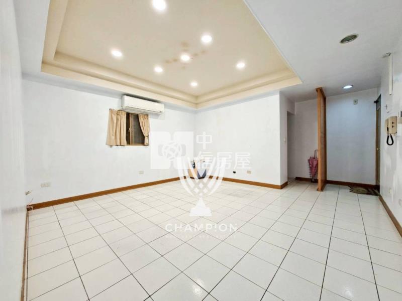 【冠軍】女中全聯旁稀有電梯3房房屋室內格局與周邊環境