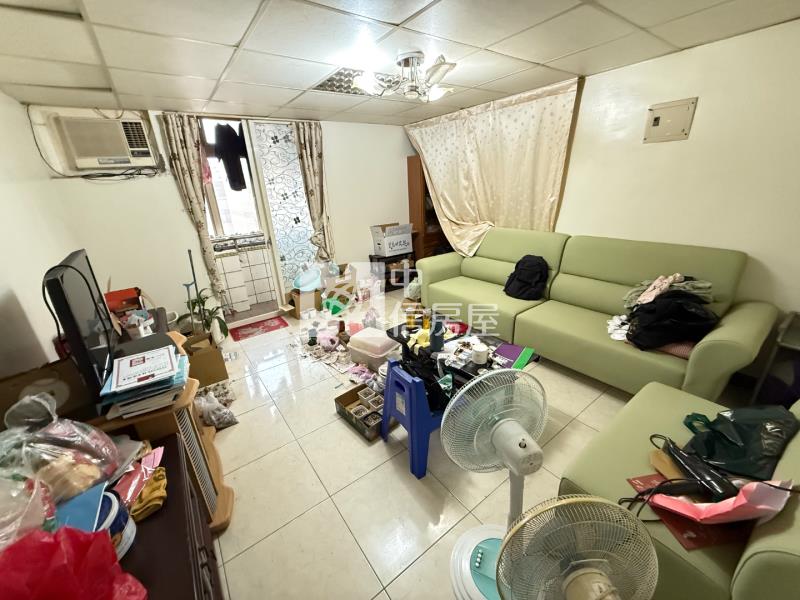 信義國小收租三套房房屋室內格局與周邊環境