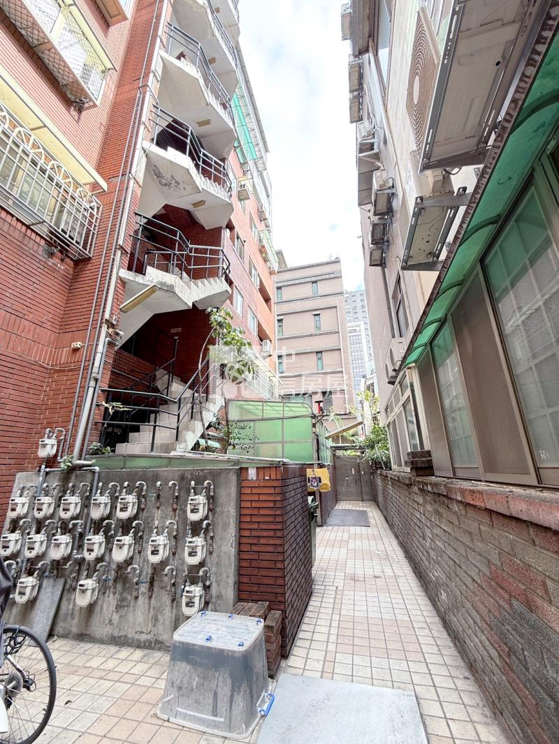 (獨)勤美草悟道大套房房屋室內格局與周邊環境