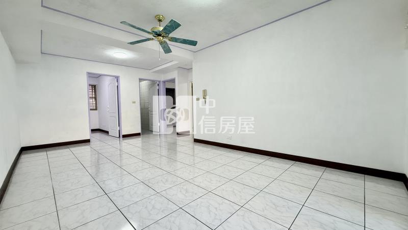 南區興大商圈大東家華園三房+車位房屋室內格局與周邊環境