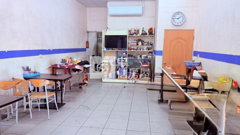 屏東市核心商圈店面*專約*房屋室內格局與周邊環境